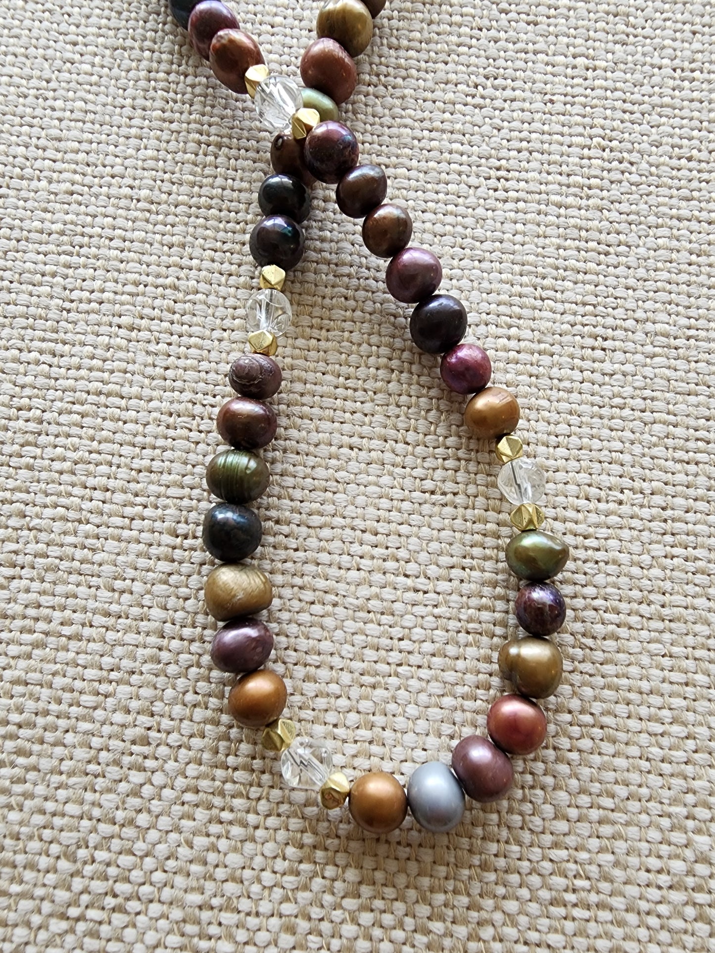 Pearl and glass adjustable necklace