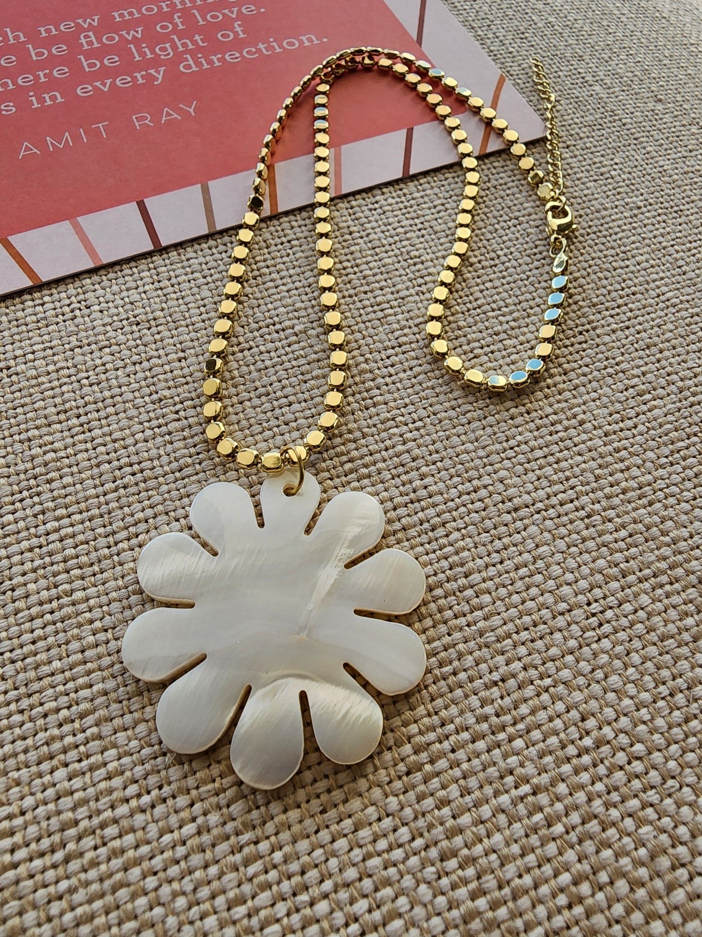 Mother of Pearl Flower Necklace