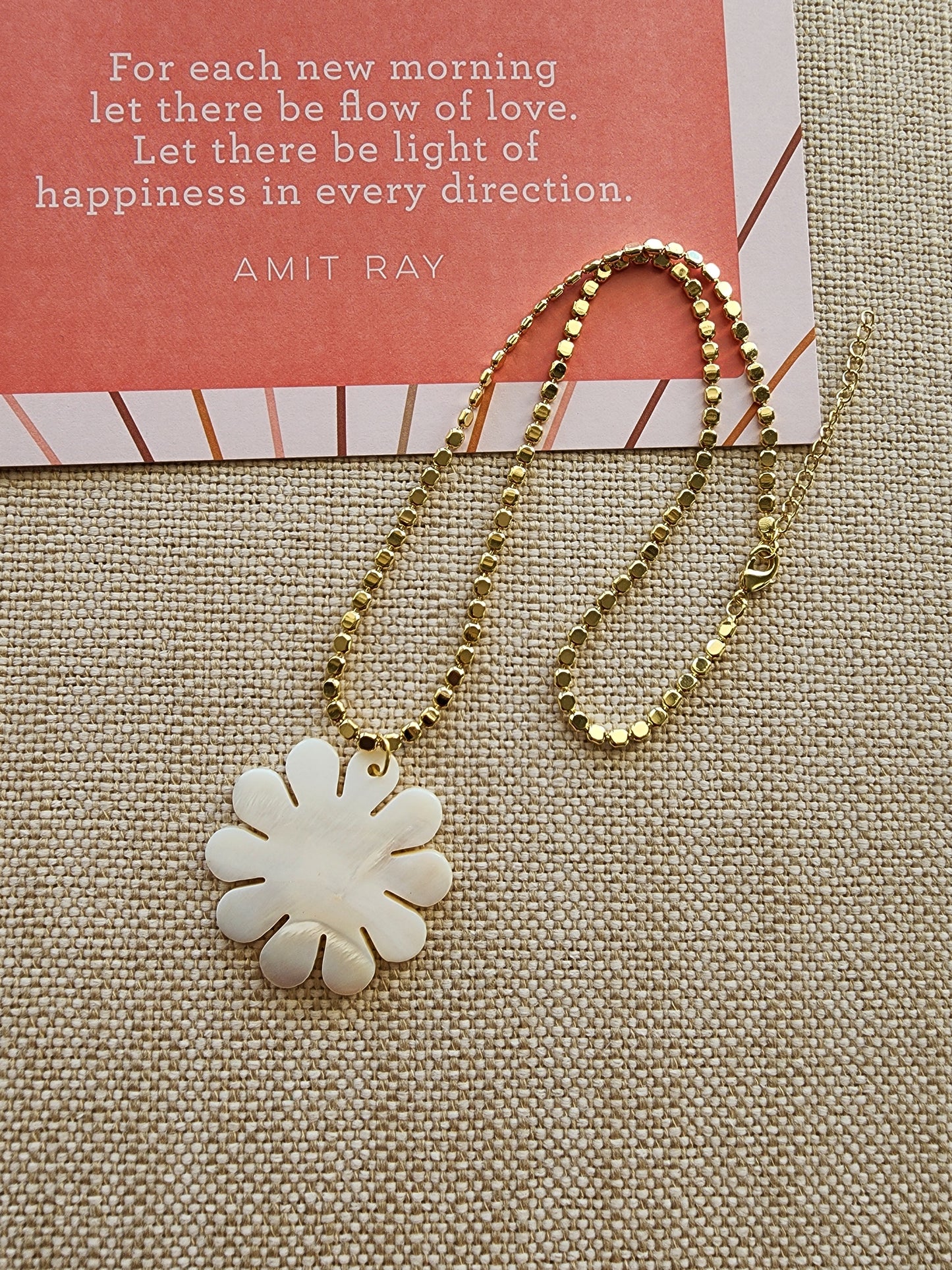 Mother of Pearl Flower Necklace