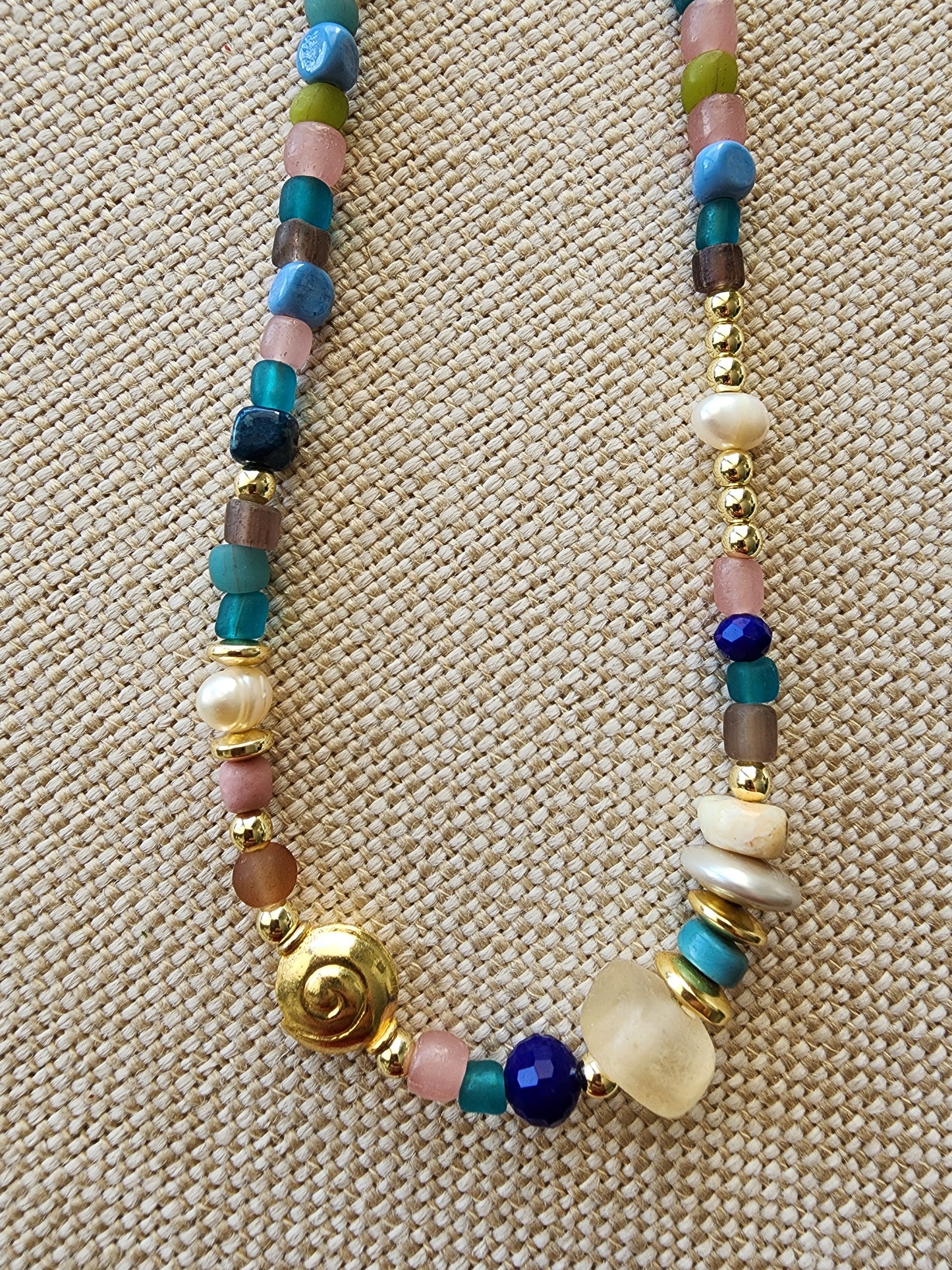 Mix beads necklace