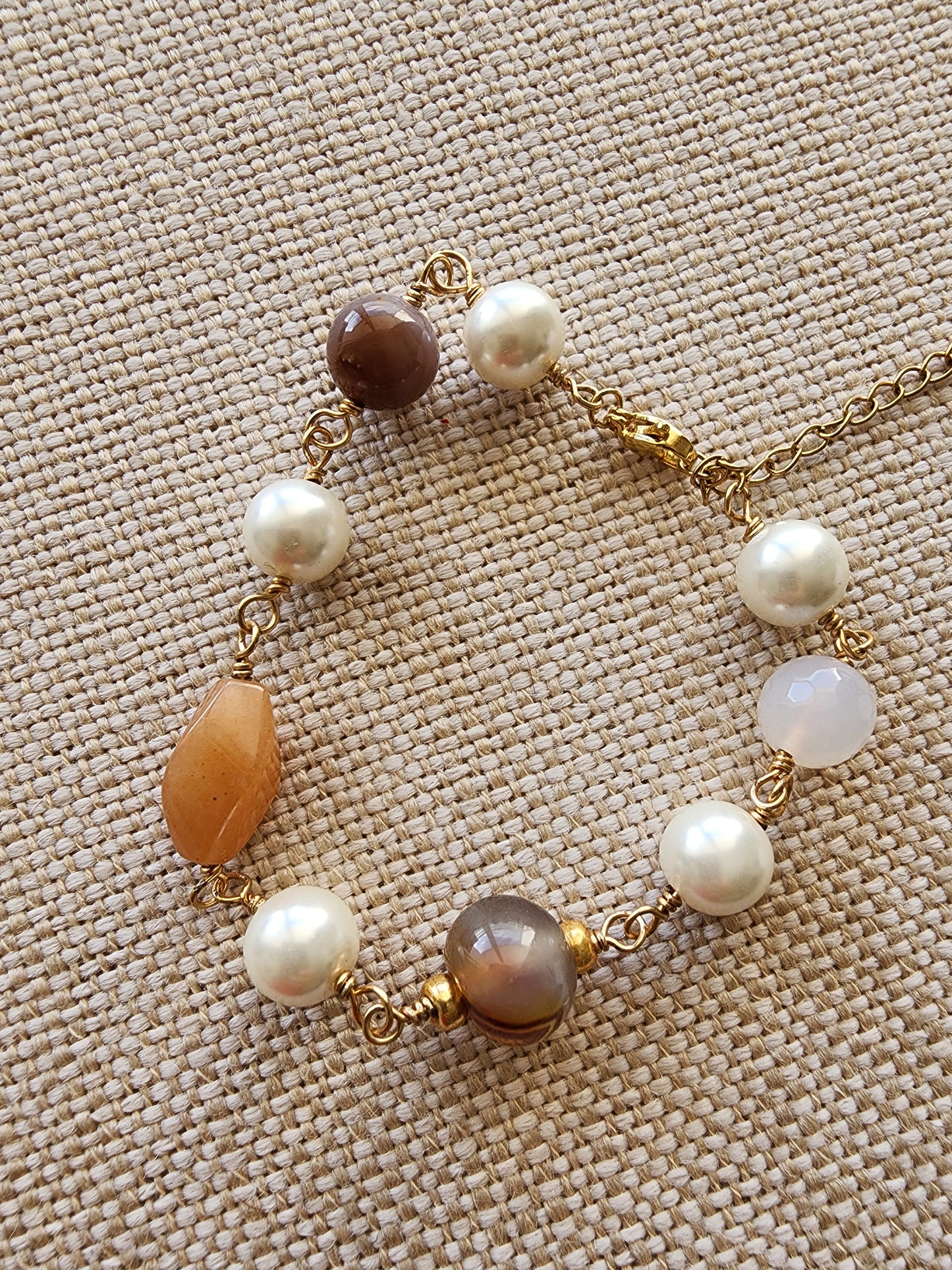 Pearl and Shell Necklace and Bracelet Set