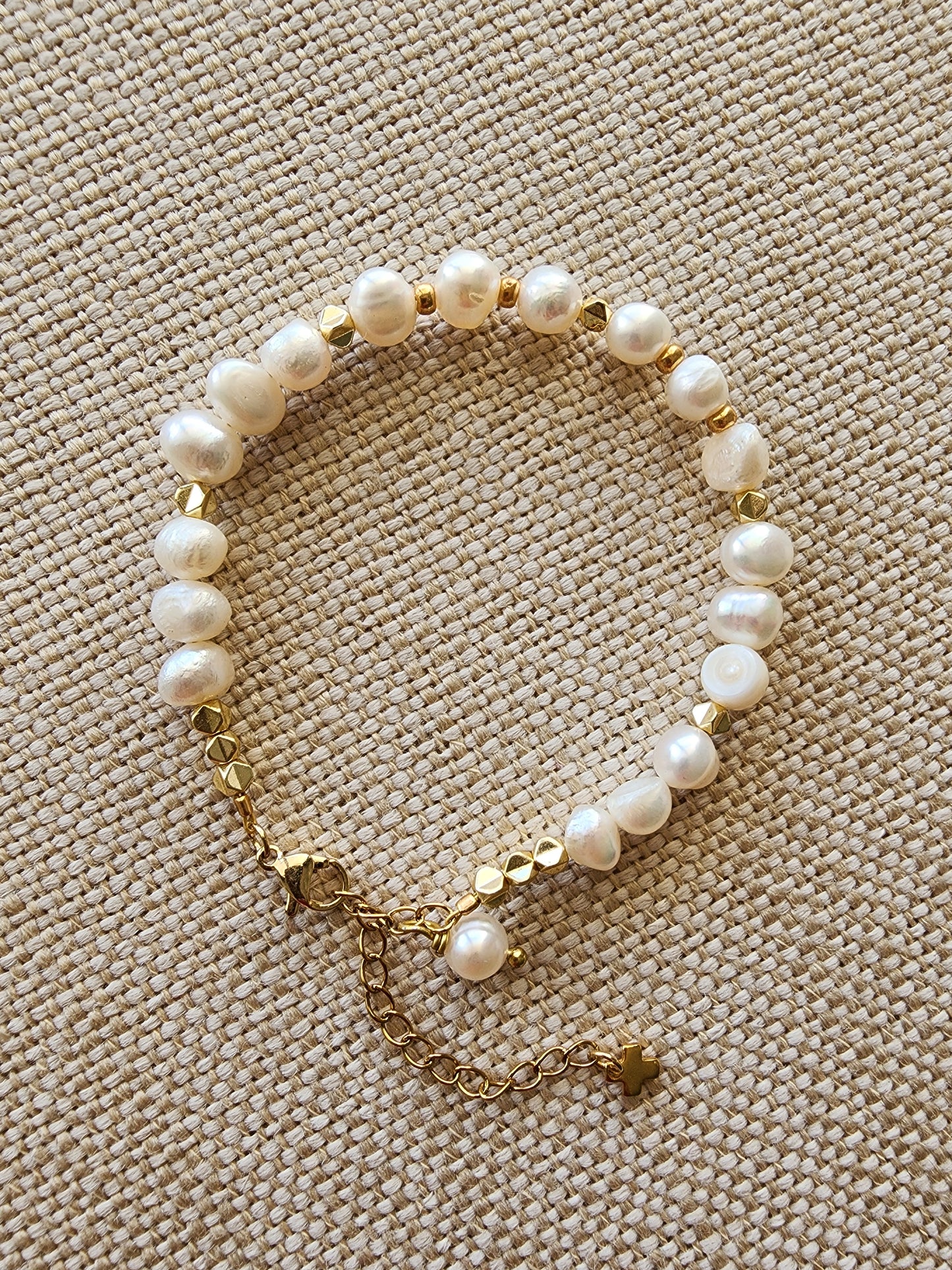 Pearl Bracelet Adjustable